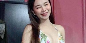 สาวทางบ้านผิวขาวเปิดรูหีโชว์