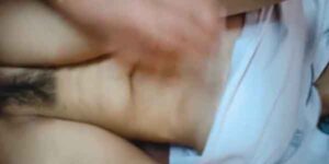 จัดน้องสาวเงี่ยนบนเตียง คลิปโป้